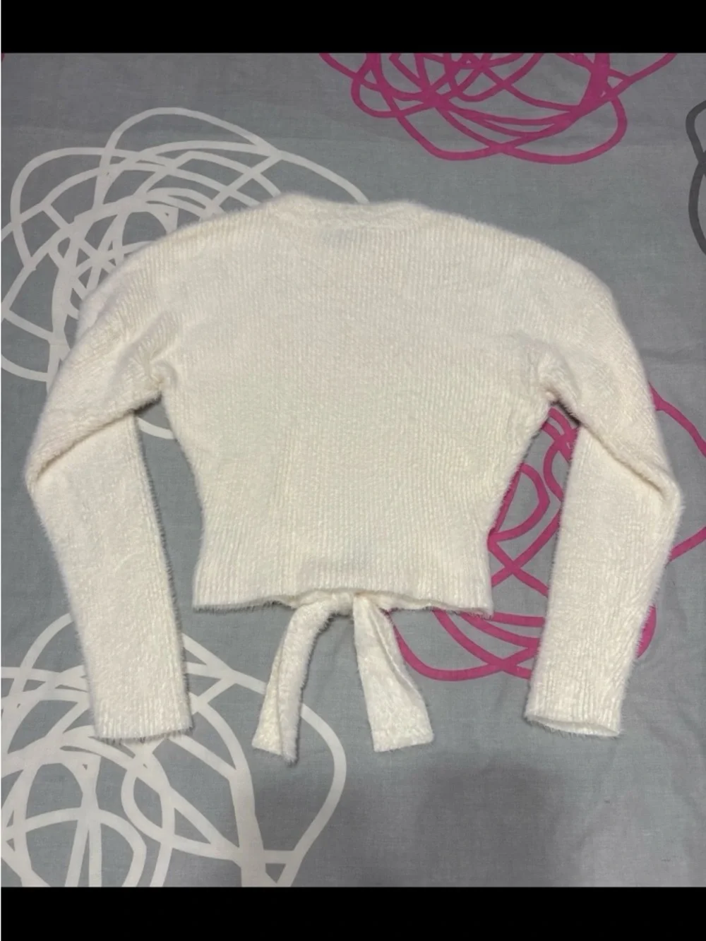 Express Cream White Tie Front Fuzzy Cropped Sweater